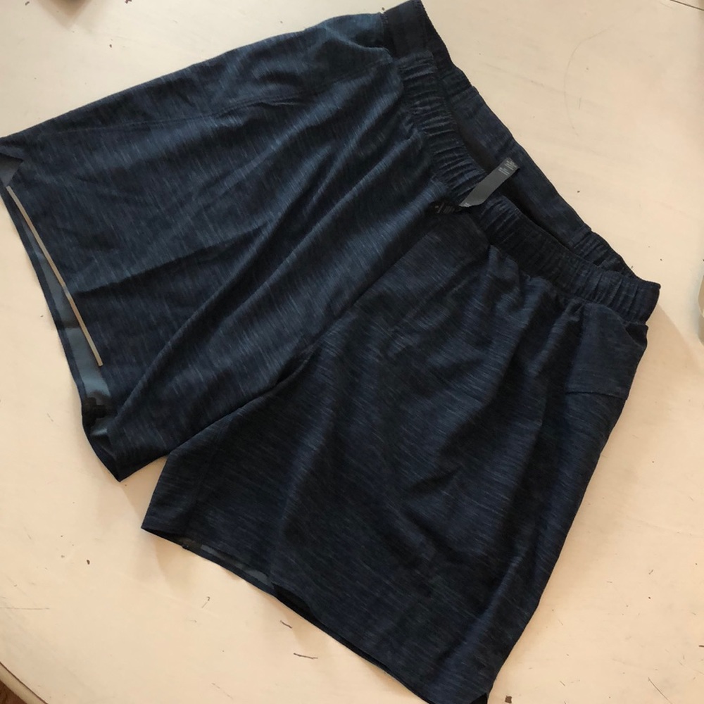 Lululemon • MENS performance shorts